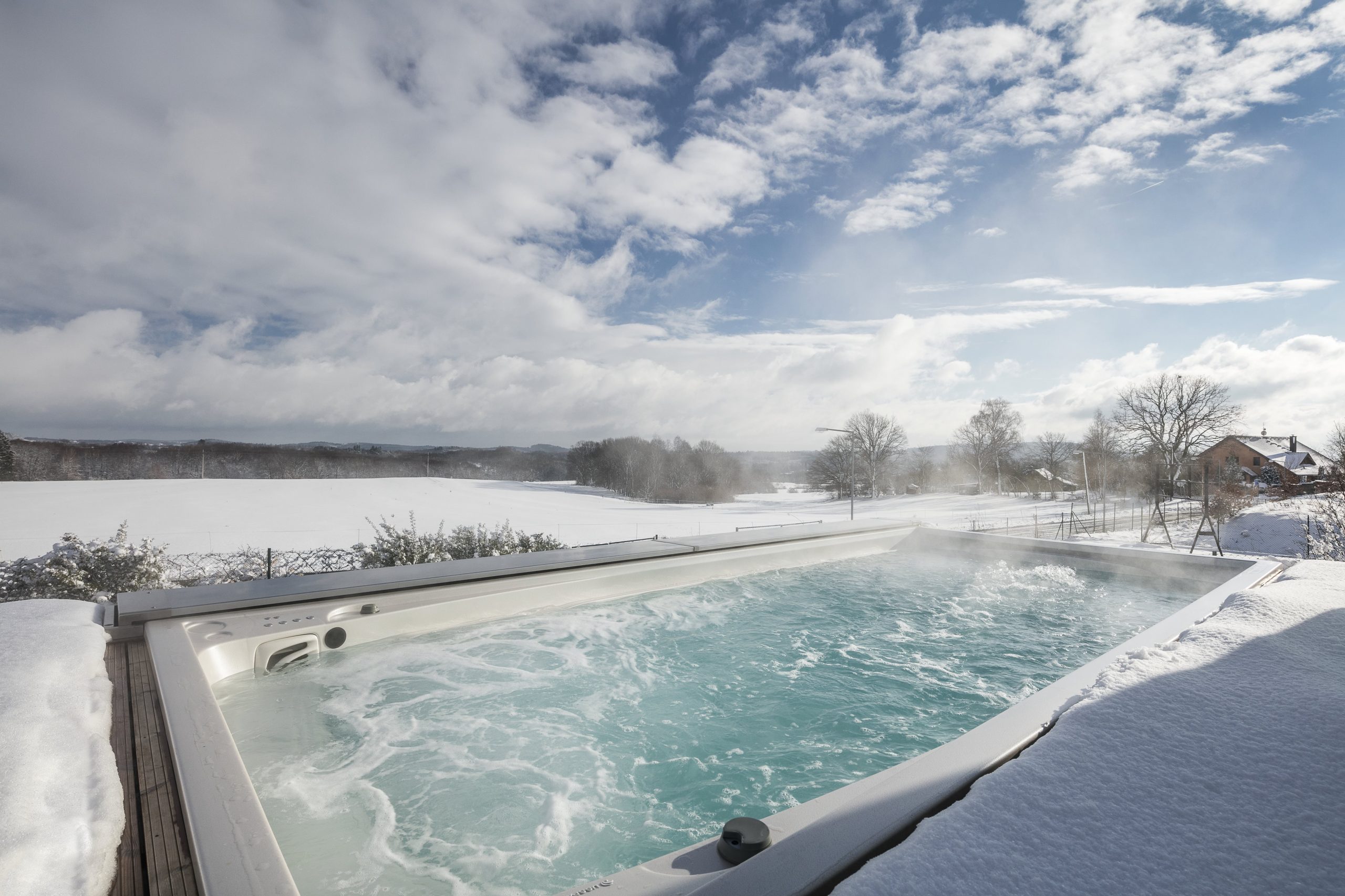 Swimspa vintermiljö från Spa o Bad Kalmar